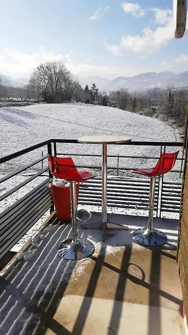 Appartement Balcons Du Royans.Logement Entier Piscine Saint-Jean-en-Royans